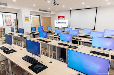 匯建教育咨詢 引領教育信息咨詢新航向，點亮學子未來之路